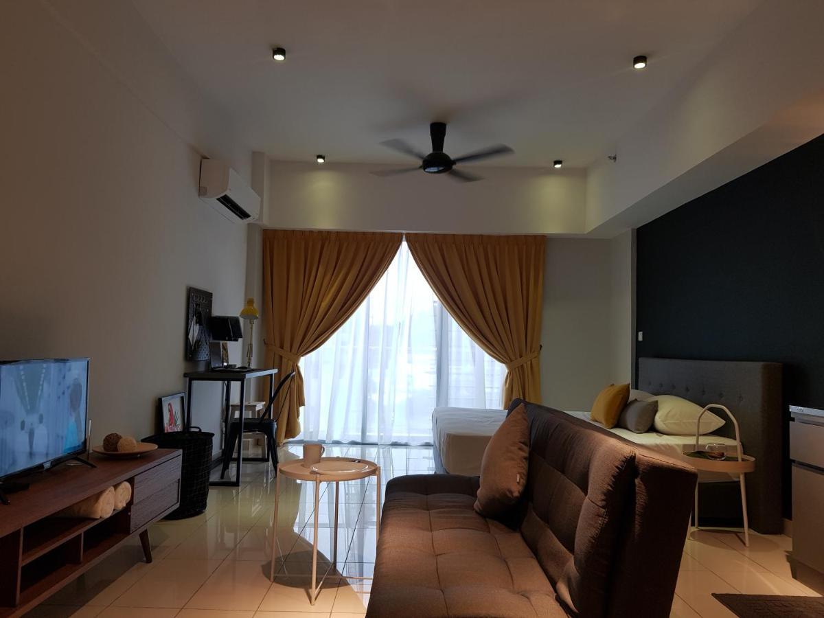 Aeropod Sovo Studio - Laxzone Suite Kota Kinabalu Esterno foto